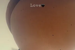 Roses Are Red And I Give The B... - Image 3