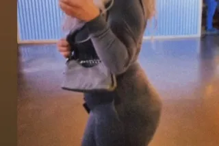 💋 Back in Town 1 WEEK ONLY - 2... - Image 3