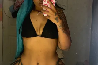 BACK IN TOWN👀💕 wanna have some fun come see abt this throat daddy! 👅 2 girl also available! - Image 9