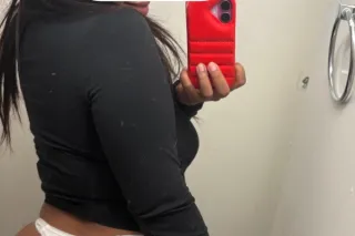 Hey available only outcalls bb... - Image 4