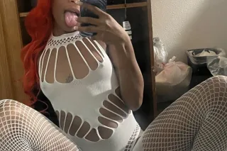 QV SPECIAL COME GET A LOAD OFF... - Image 4