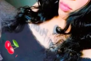 ‼HIGHLY ADDICTIVE‼ SEXY LAYLA ... - Image 1