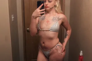 SEXY BRITTANY ON POWER FERRY R... - Image 4