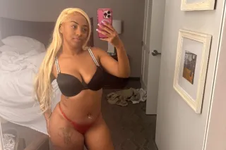 Cum play with me - 25 - Image 3