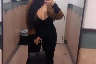 Your Walking Fantasy !! 2 girl special facetime show special - Image 2