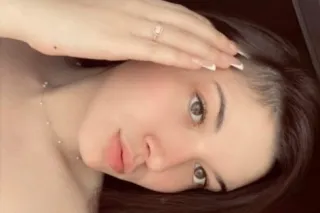 text me now 🥰 - Image 3