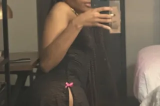 Pretty , 4'11😘, BrownSkinned, ... - Image 4