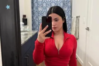 active 24/7 😋😈❤ - 27 - Image 1