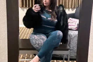 outcalls and car dates availab... - Image 3