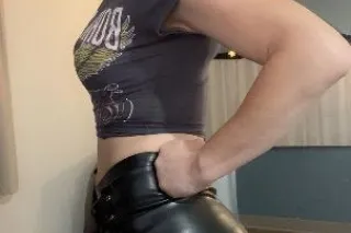 A Valentine's CERTIFIED Head m... - Image 1