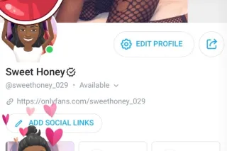 💕Soft Warm Buns 😩🍑 Slip that 🍆... - Image 3