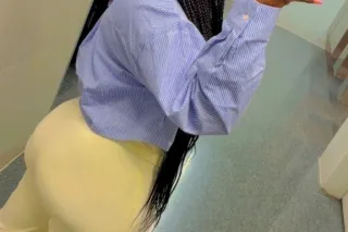 Beautiful Big Booty Ebony very submissive very polite 5'3 Slim waist thick thighs juicy plum butt fun sized - Image 5