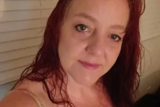 Beautiful Curvy-thick redhead ... - Image 1