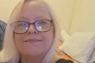 hi I'm Brooke and I LIVE CLOSE... - Image 3