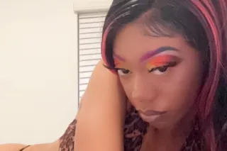 👀💋 WARM SWEET VIBES💙I'm availa... - Image 1