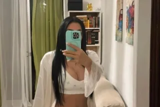 😋Hello Im looking for a man😜 -... - Image 4