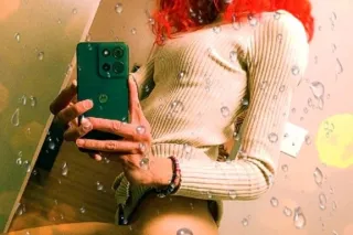 "in/out/carplay💋Come Get this ... - Image 1