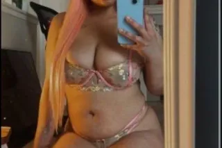 LAST DAY HERE😍New Girl 🔥Hot🔥av... - Image 1