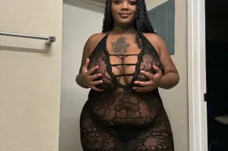 Chocolate Exotic Busty Slut💦🍉🧚... - Image 3