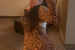 check out 11 AM serious inquiries only 💦💦 - Image 5