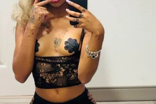 come see this new sexy lightskin in town - Image 11