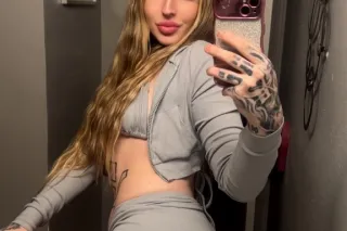 Unforgettable Bombshell Gentle... - Image 2