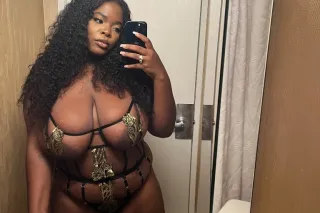 Hot busty tight creamy chocolate cali girl - Image 9