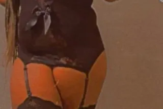 Carplay  Exotic Big Booty Trea... - Image 3