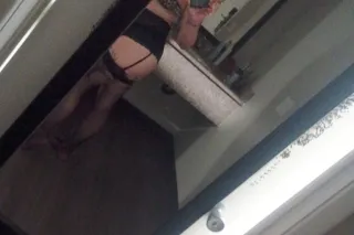 I'll be your personal play toy, ill keep you cuming back for more. - Image 7