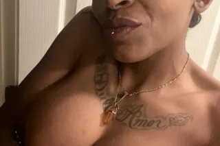 🍑outcall 💞petite body long thr... - Image 3