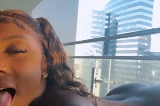 BEST IN TOWN ! - 24 - Image 1