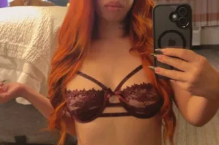 Experience the BEST 🥂💋✨ 4'9 bu... - Image 2