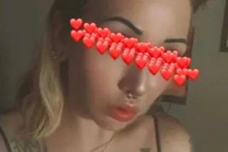 thicc and curvy bombshell😛 - Image 11