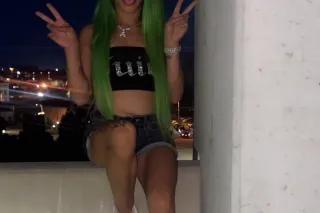 young looking for fun and high... - Image 3