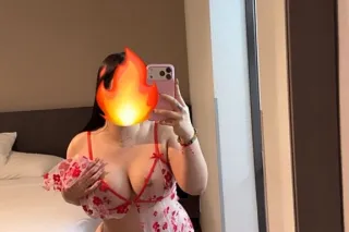 🍑💦🌈 Caliente 🔥 Experienced mat... - Image 3