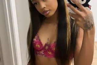 Yes I'm_young Sexy Blowjob Que... - Image 1