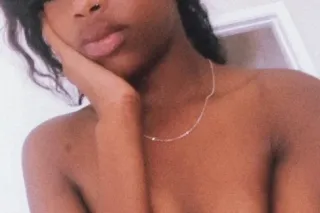 A CALM EXPERINCE WIT ITTYBITTY... - Image 1