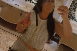 Sexy Sicilian Milf 😈 Kum see m... - Image 1