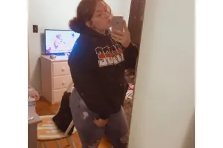 CONTENT AND FACETIME SHOWS ONL... - Image 2