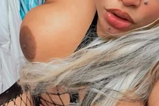 I am Latina - 25 - Image 3