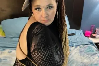 MzDiva. Is here to make you cu... - Image 1