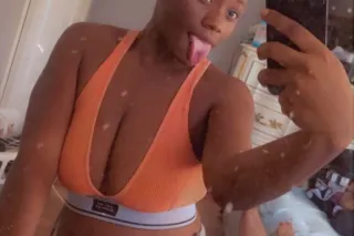 Seeking for fun 😍. - 21 - Image 2