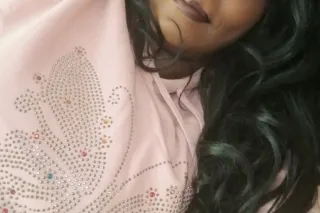 IF YOU WANT YOUR DICK WET AND FLUFFED JUST ASK FOR ME CHOCILATE - Image 8