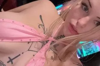 your girl next door!! - Image 6