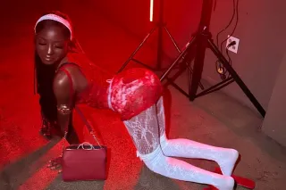 New In Town , cum see me 🫦💦 as... - Image 4