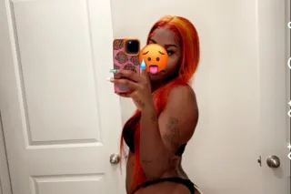 Young Hot Foreign Exotic Goddess👅✨🍑 NEW IN TOWN 💦 - Image 2