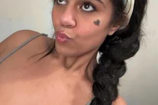 Freaky arab baddie available.N... - Image 1