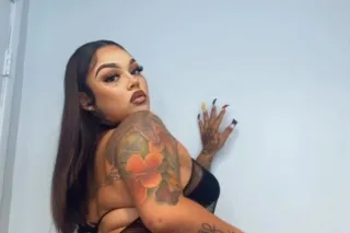 outcalls / car dates available... - Image 4