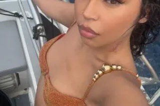 Slim Thick Latina Mami 🤩 - 25 - Image 4