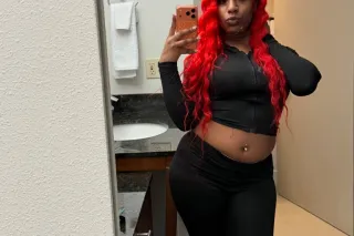 Your Favorite BACK IN TOWN QV ... - Image 2